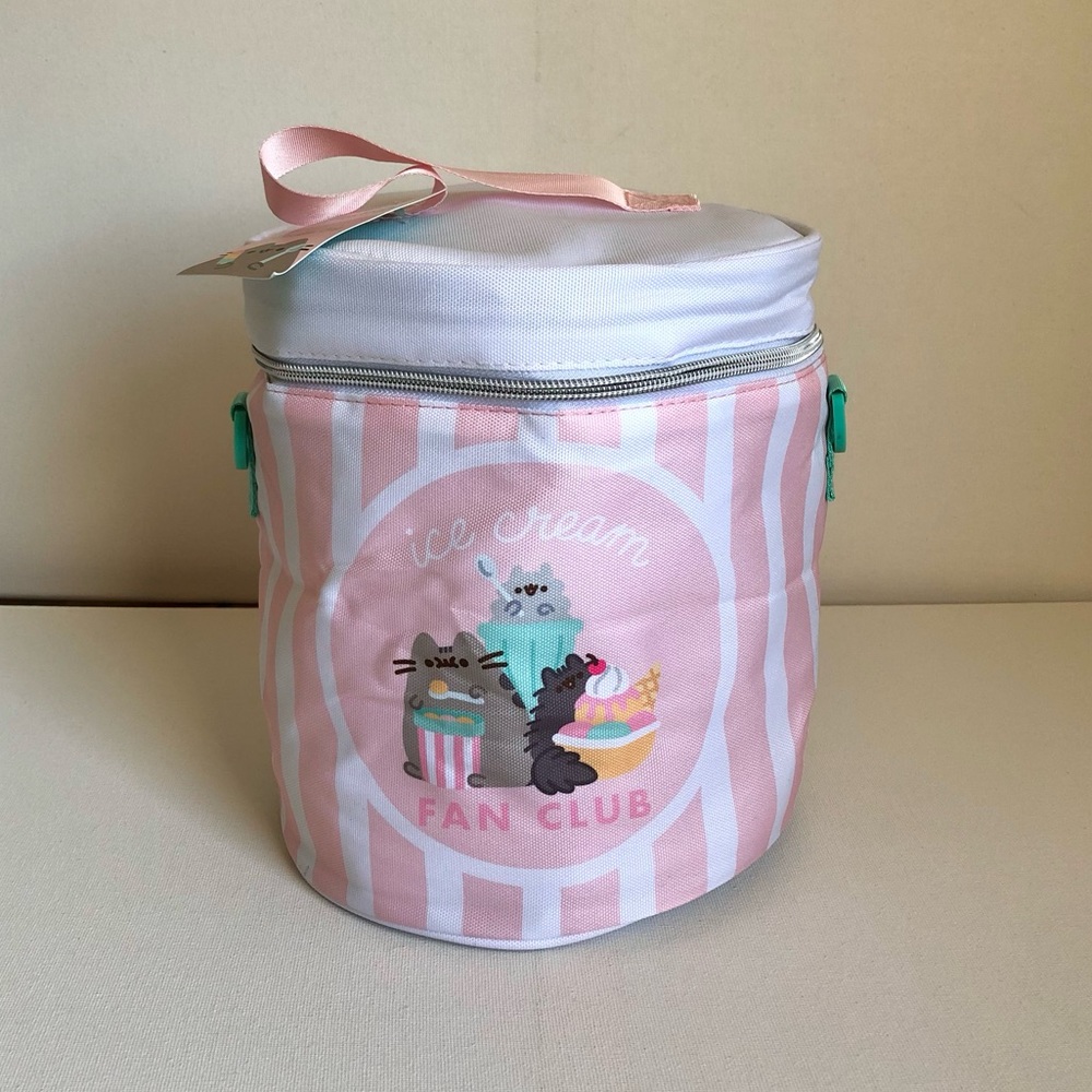 NWT Pusheen Cat Pink / White Stripe Ice Cream Fan Club Round Cooler Bag